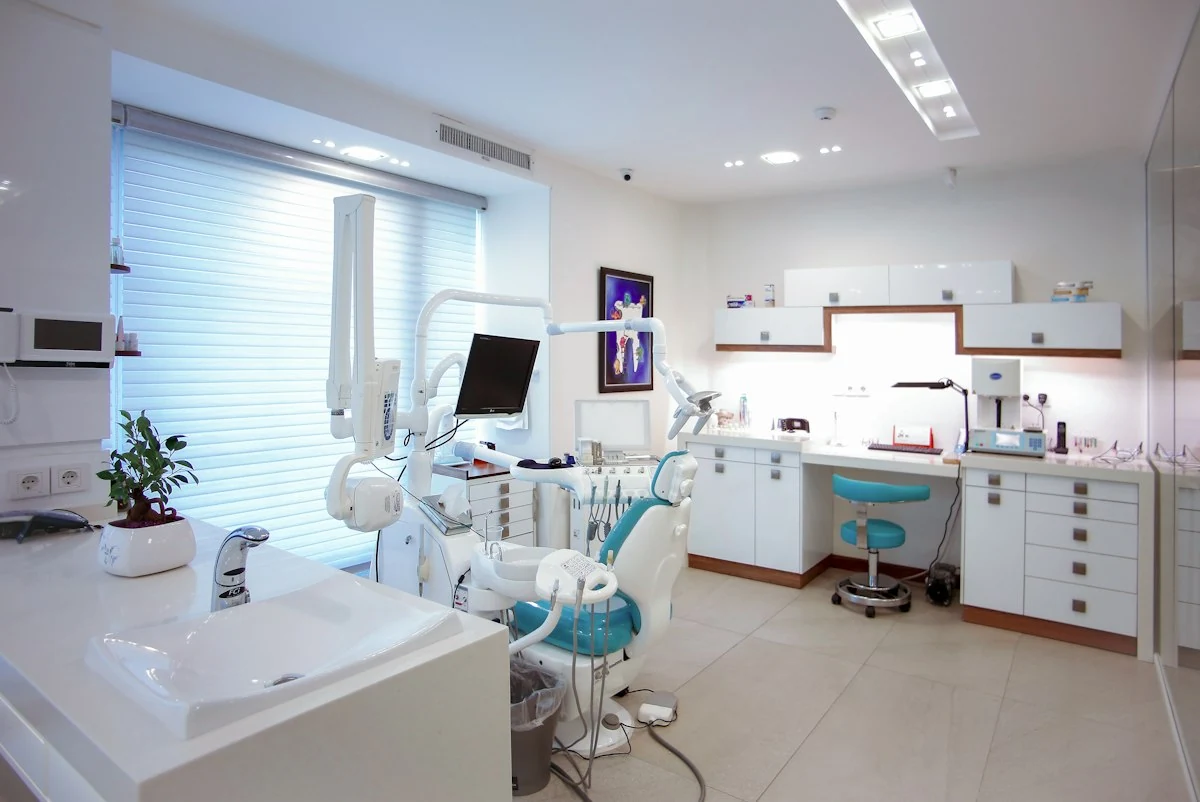 Consulta médica perfectamente desinfectada y pulcra